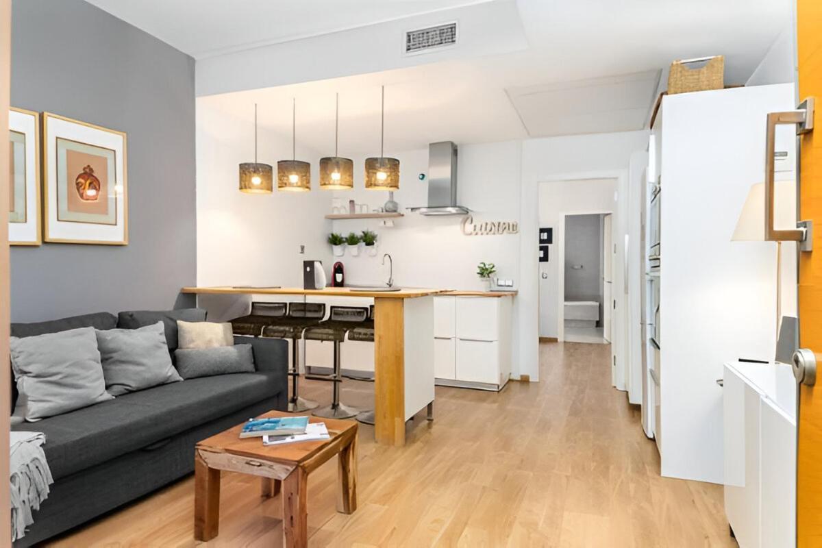Apartmán Trinidad Con Parking By Dossan Màlaga Exteriér fotografie
